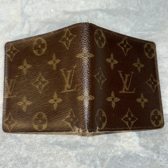 Louis Vuitton wallet - Picture 2 of 7